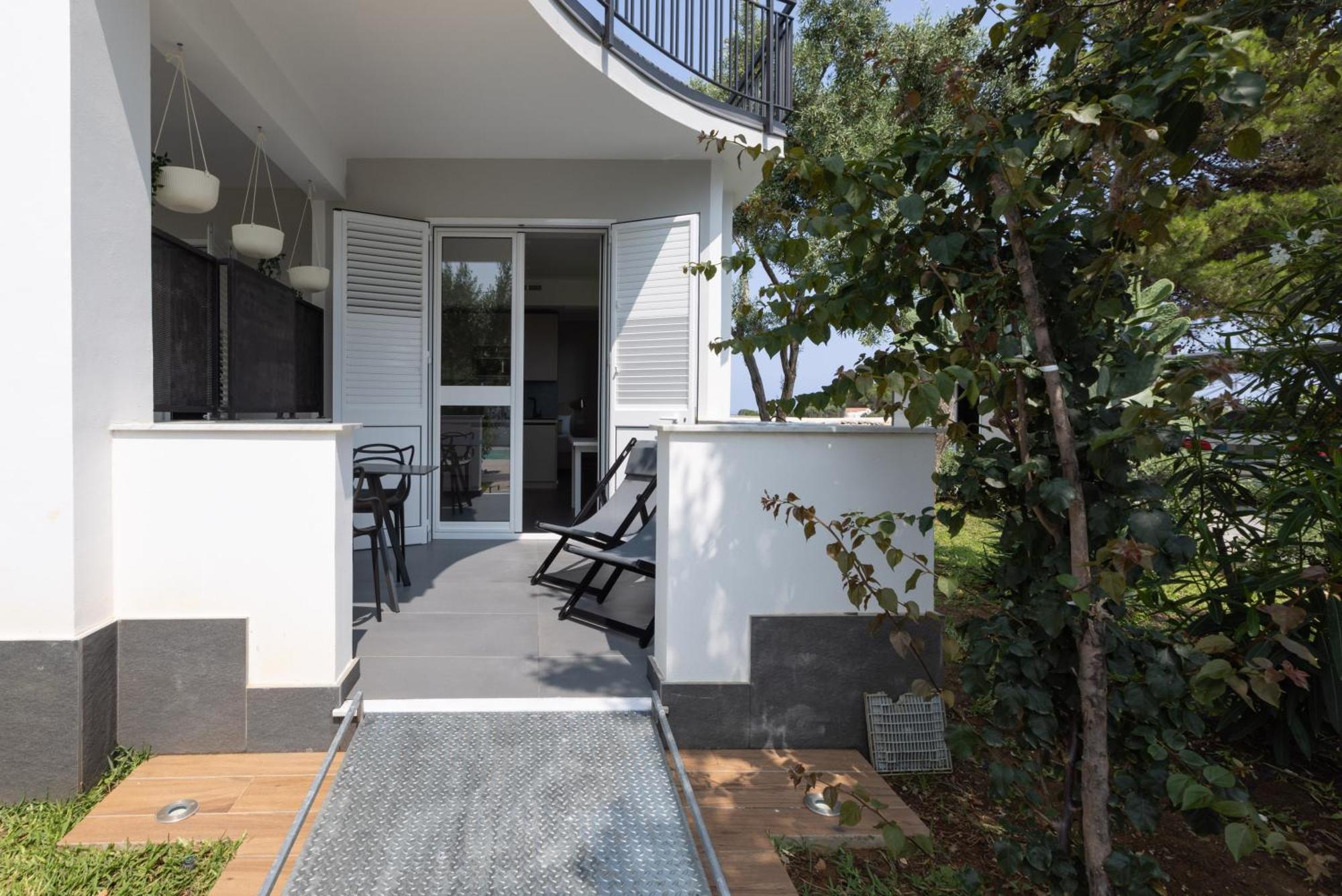 Sweet Sicily Apartments คารินิ ภายนอก รูปภาพ