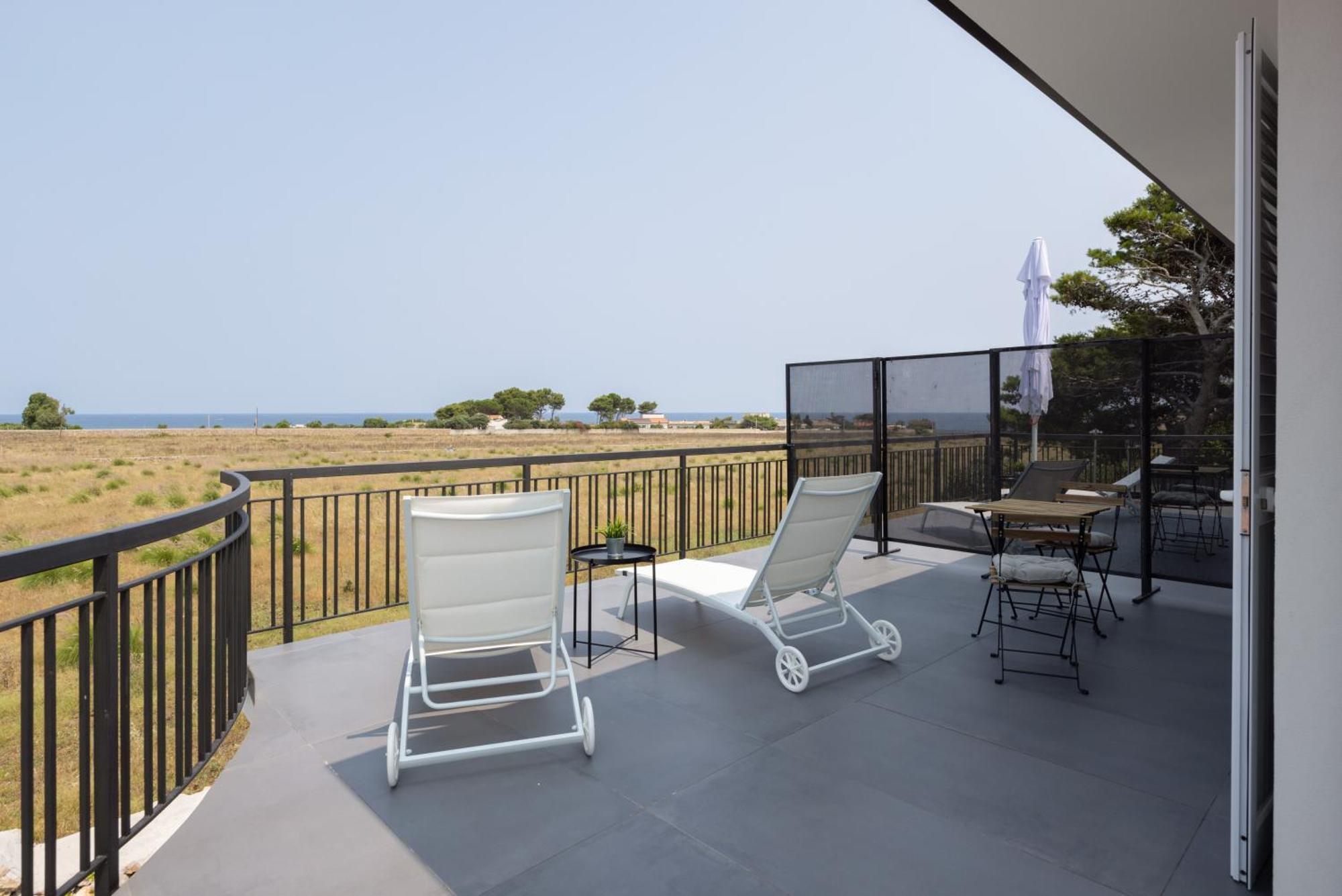 Sweet Sicily Apartments คารินิ ภายนอก รูปภาพ