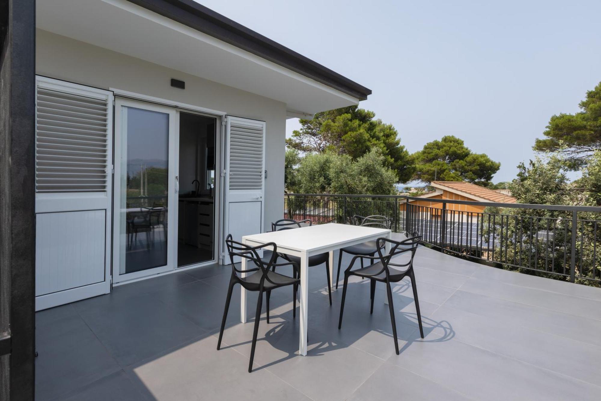 Sweet Sicily Apartments คารินิ ภายนอก รูปภาพ
